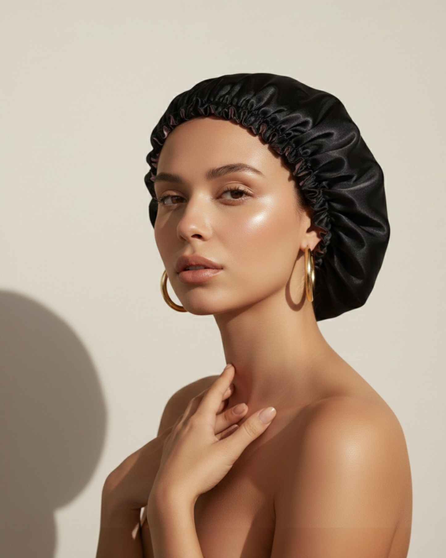 Gorro satén reversible bicolor Rosa palo/Negro