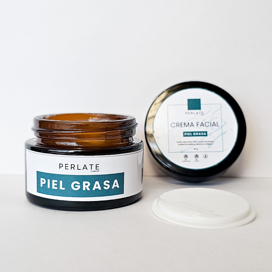 Crema piel grasa